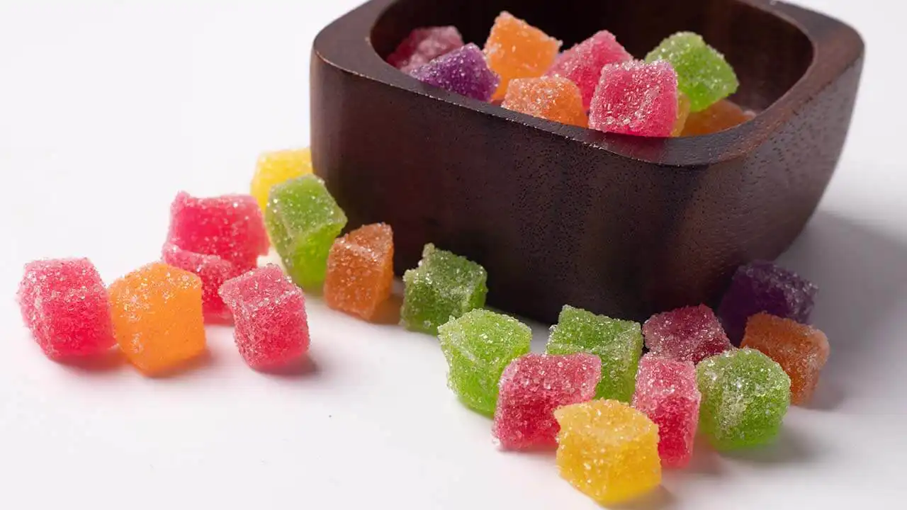 How should individuals incorporate THC gummies into their overall wellness routine for optimal results?