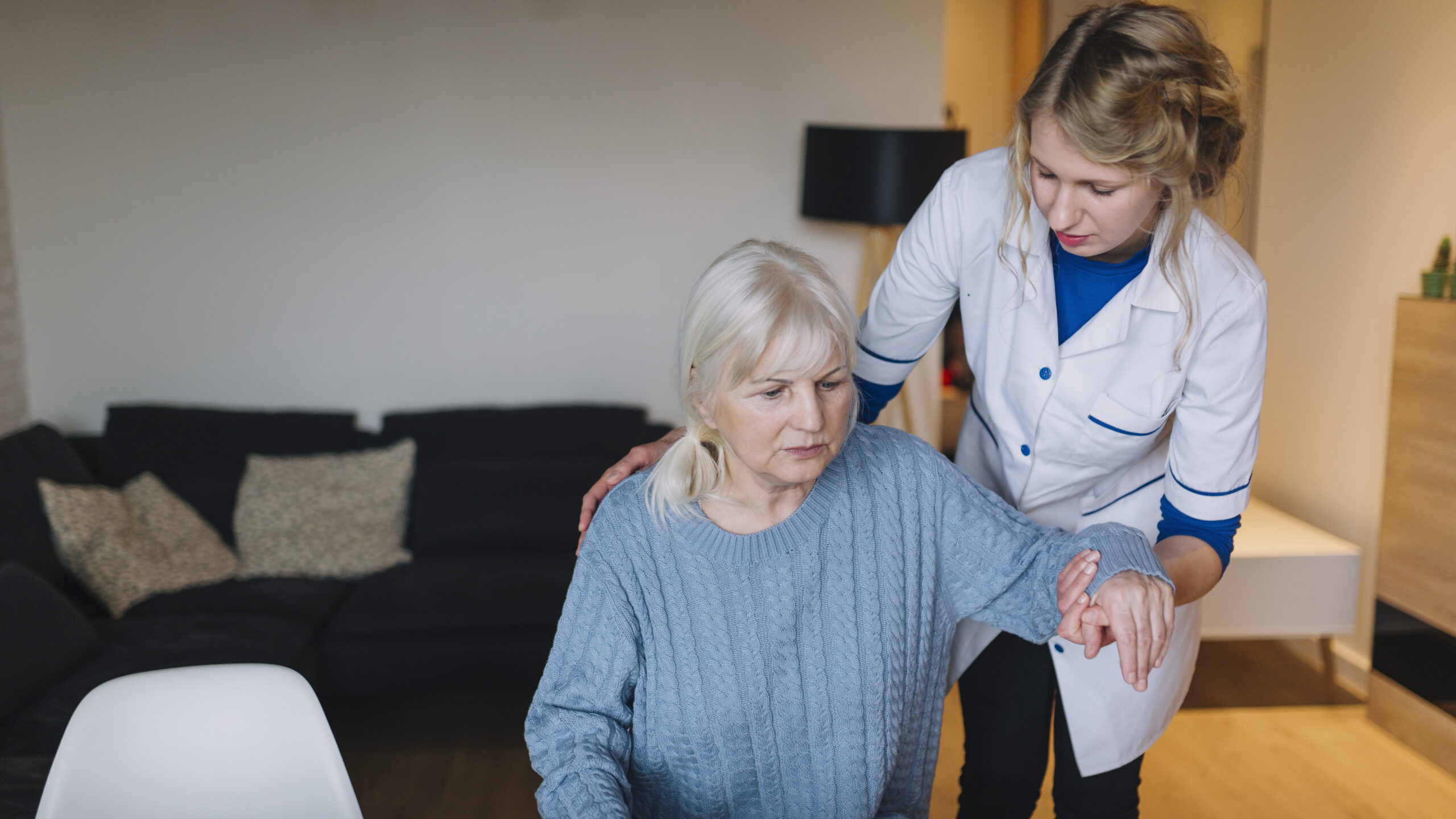 Daily Assistance Services Offered by an In-Home Care Provider