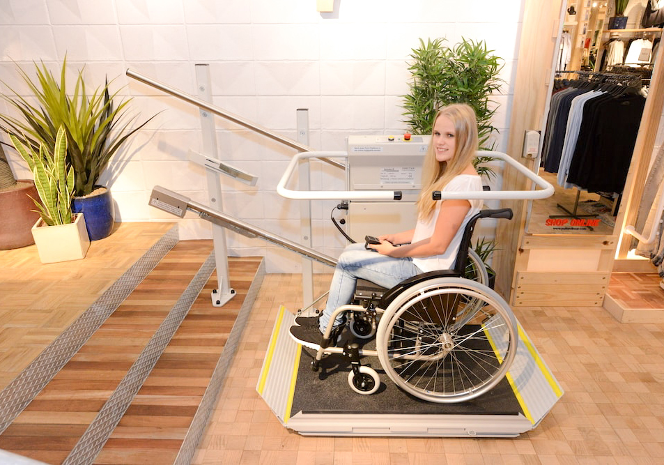 Key Stairlift Safety Features for Safer Everyday Movement Between Floors